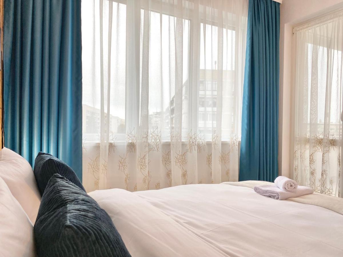 Art Apartment For 4 People Free Parking & Wifi สตาราซาโกรา ภายนอก รูปภาพ