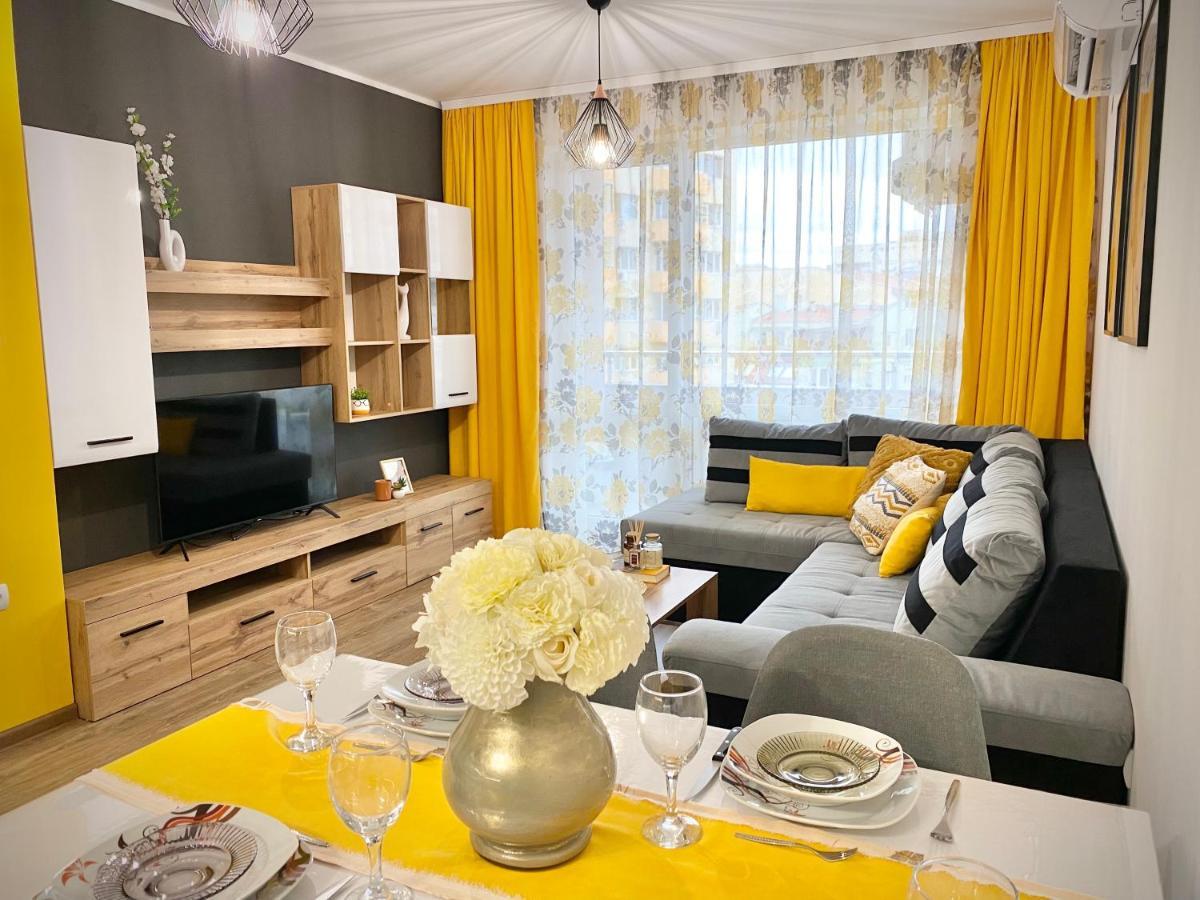 Art Apartment For 4 People Free Parking & Wifi สตาราซาโกรา ภายนอก รูปภาพ