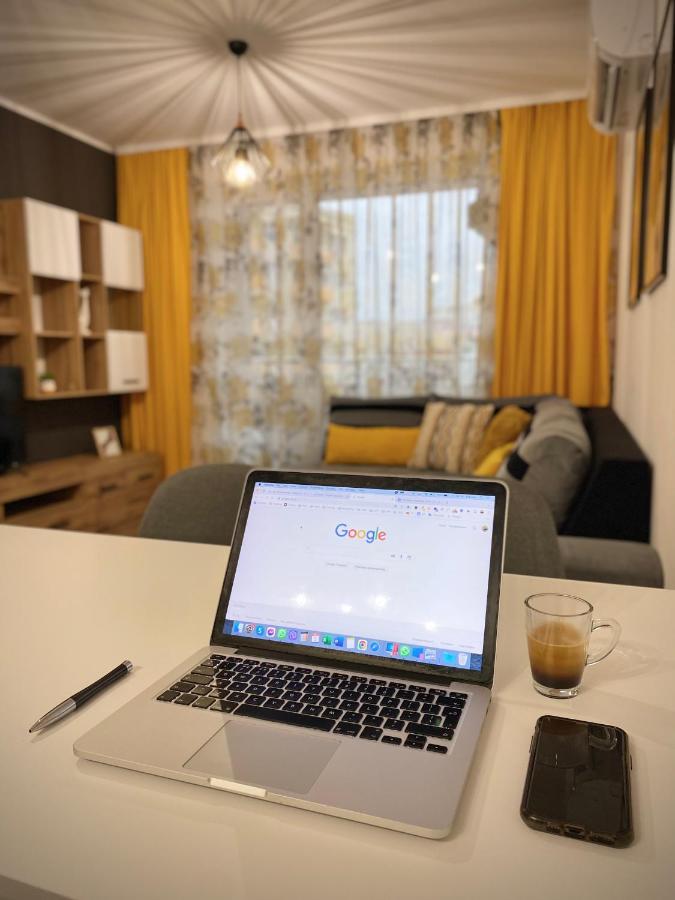 Art Apartment For 4 People Free Parking & Wifi สตาราซาโกรา ภายนอก รูปภาพ